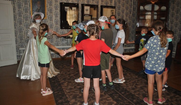 В музее А.Н.Радищева прошло торжественное чествование именинников