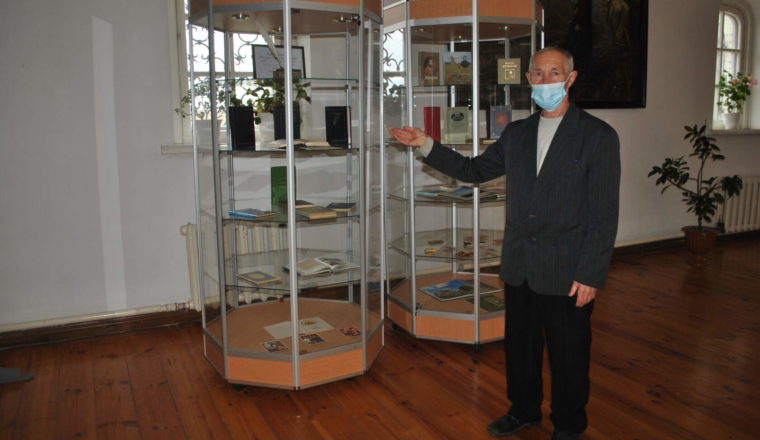 В музее А.Н.Радищева ко дню рождения М.Ю.Лермонтова открылась книжная выставка «Мятежный гений вдохновенья»