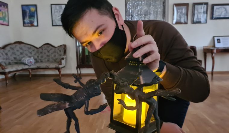 Сразу две выставки в Литературном музее завершают работу