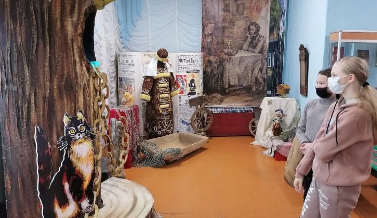 В музее А. И. Куприна работает выставка «Сказки А. С. Пушкина»