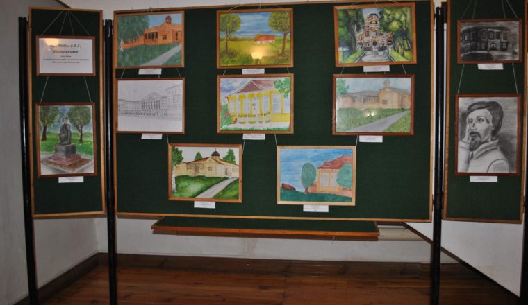 В музее Радищева открылась выставка работ конкурса «Что есть сын Отечества»