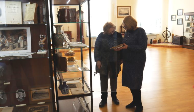 В Литературном музее проверили состояние сохранности экспонатов