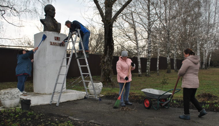 Коллектив Объединения принял участие в акции «Всероссийский день заботы о памятниках истории и культуры»