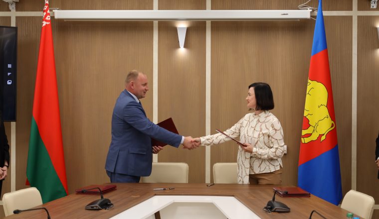 Литературные музеи Пензы и Минска подписали соглашение в Бресте