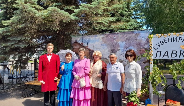 Сотрудники музея А.И.Куприна приняли участие в праздновании Дня России в Наровчате