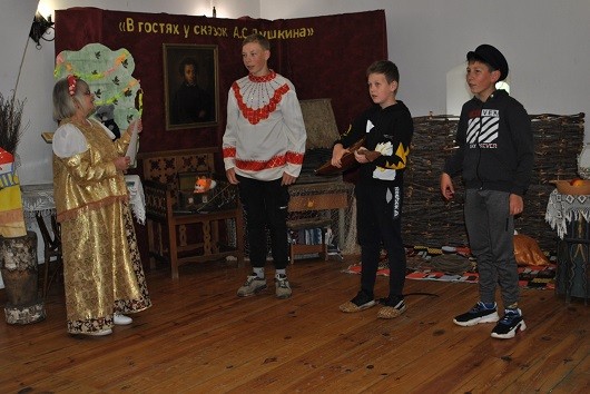 В музее А.Н. Радищева изучают творчество А.С. Пушкина