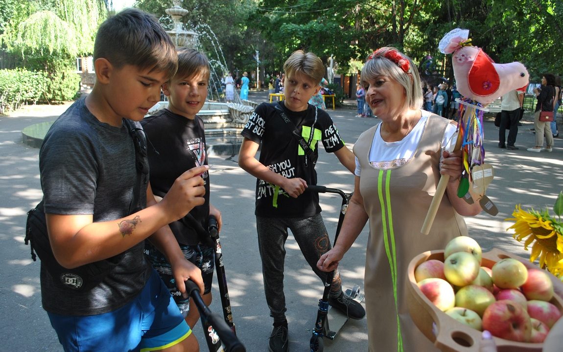 С музеем А.Н. Радищева отмечают Яблочный Спас | 20.08.2022 | Пенза -  БезФормата