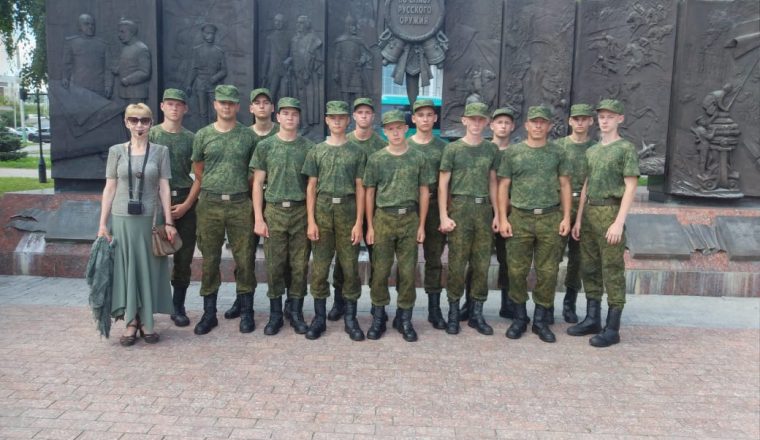 Участникам «Гвардейца» показали достопримечательности Пензы