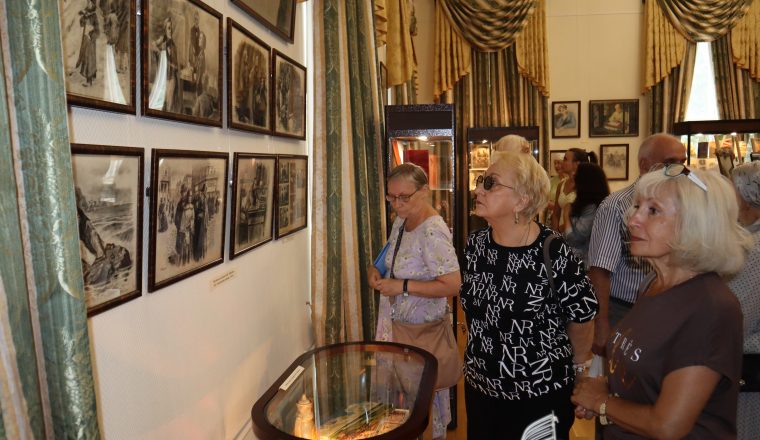 Открылась выставка «Вас приветствует художник Лебедев»