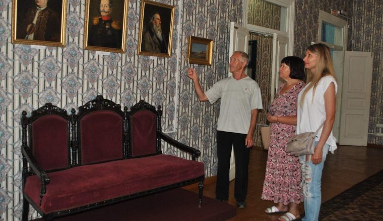 В музее А.Н. Радищева изучают род Радищевых