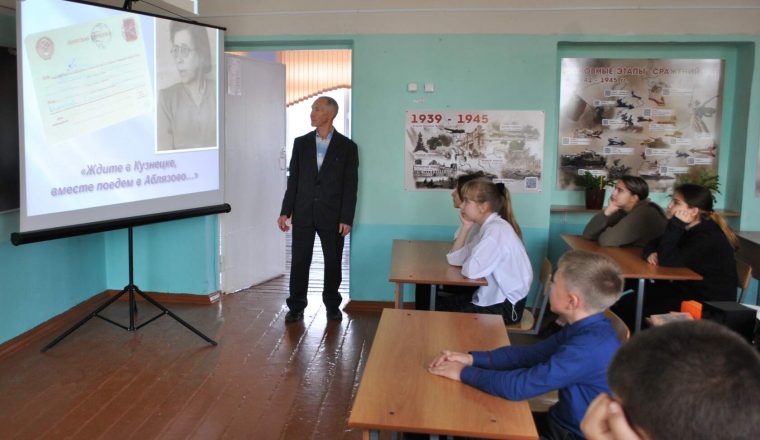 С музеем А.Н. Радищева изучают творчество Веры Звягинцевой