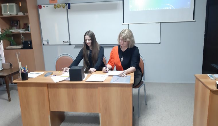 Сотрудники Литературного музея приняли участие в работе конкурса «Знатоки родного края»