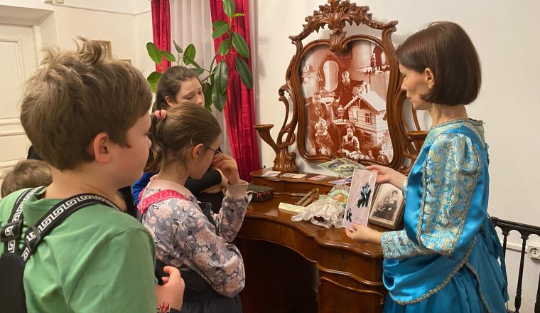 В музее А.И. Куприна рассказывают о рождественских традициях семьи писателя