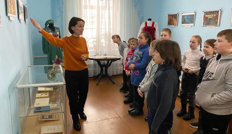 В музее А.И. Куприна открылась выставка «По сказкам Пушкина»