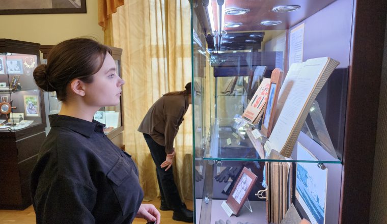 Обновлённый выставочный зал Литературного музея готов к визиту гостей