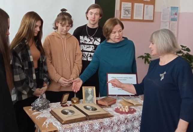 Музей А.Н. Радищева знакомит с образом дамы XVIII века