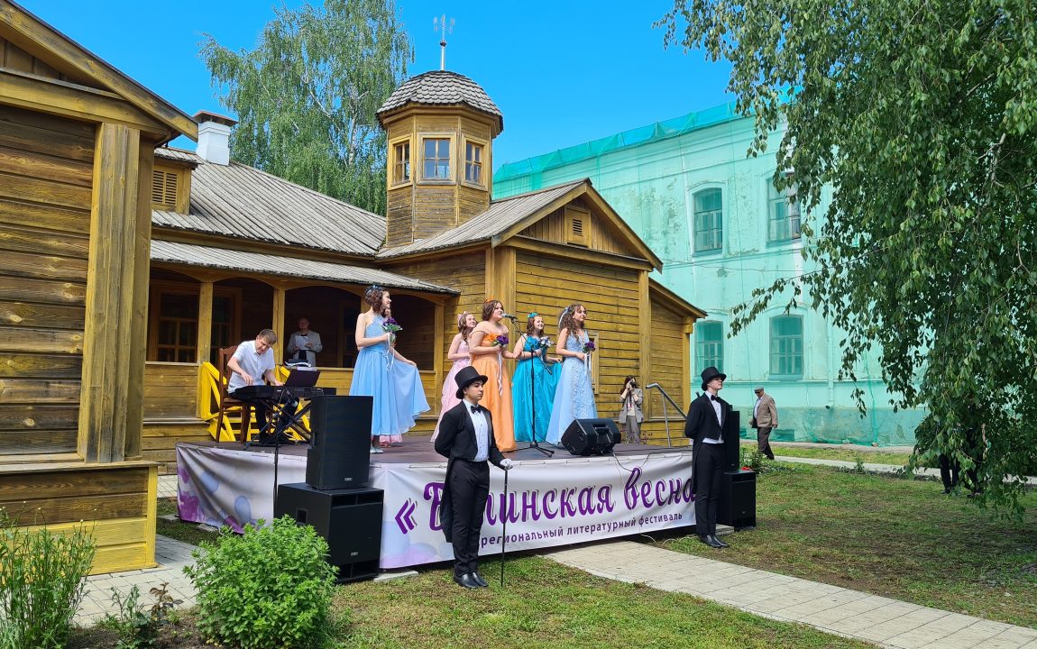 Премия в области литературной и театральной критики 