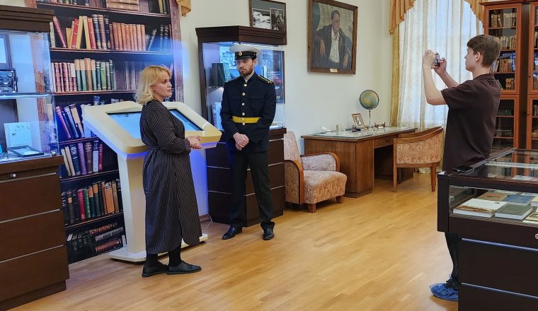 Пензенский литературный музей стал площадкой для реализации школьного научно-исследовательского проекта