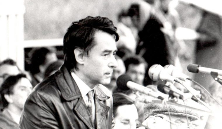 «И всё полно здесь имени его»… К 95-летию со дня рождения А.Д.Дементьева