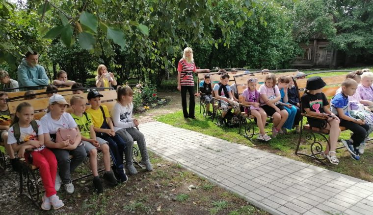 В музее В.Г. Белинского прошел информационный час «Мир прекрасен без наркотиков»