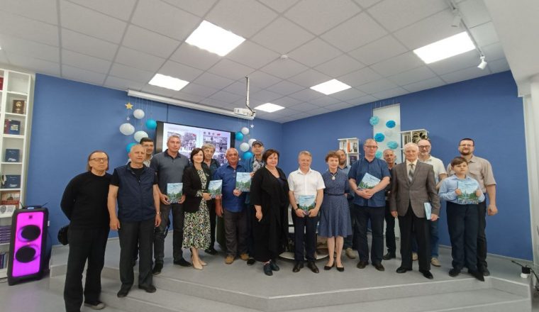 Литературный музей стал обладателем уникального издания к 360-летию Пензы