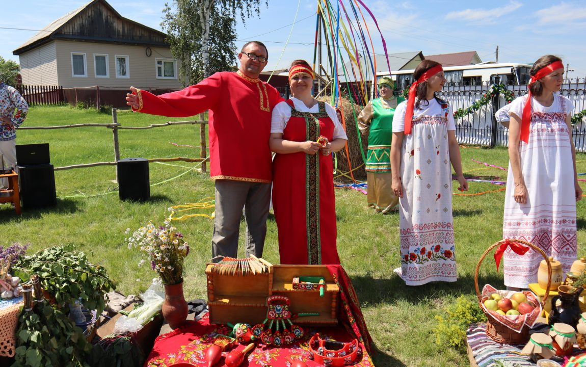 “ТИХВИНСКАЯ ЯРМАРКА” СОБИРАЕТ В РАДИЩЕВО ВСЁ БОЛЬШЕ ЛЮДЕЙ