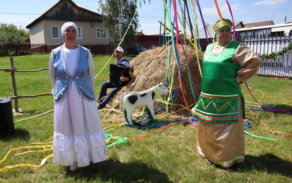 “ТИХВИНСКАЯ ЯРМАРКА” СОБИРАЕТ В РАДИЩЕВО ВСЁ БОЛЬШЕ ЛЮДЕЙ