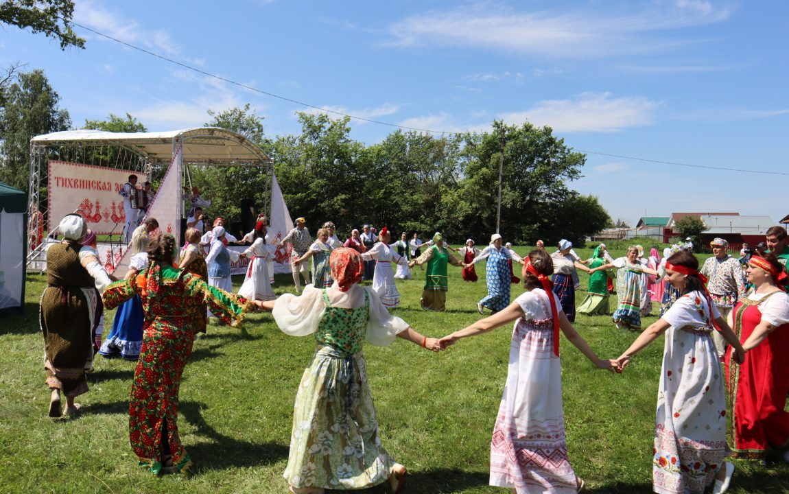“ТИХВИНСКАЯ ЯРМАРКА” СОБИРАЕТ В РАДИЩЕВО ВСЁ БОЛЬШЕ ЛЮДЕЙ