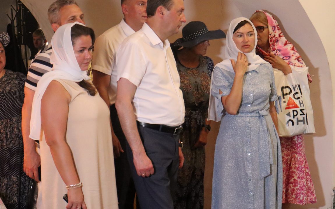 “ТИХВИНСКАЯ ЯРМАРКА” СОБИРАЕТ В РАДИЩЕВО ВСЁ БОЛЬШЕ ЛЮДЕЙ