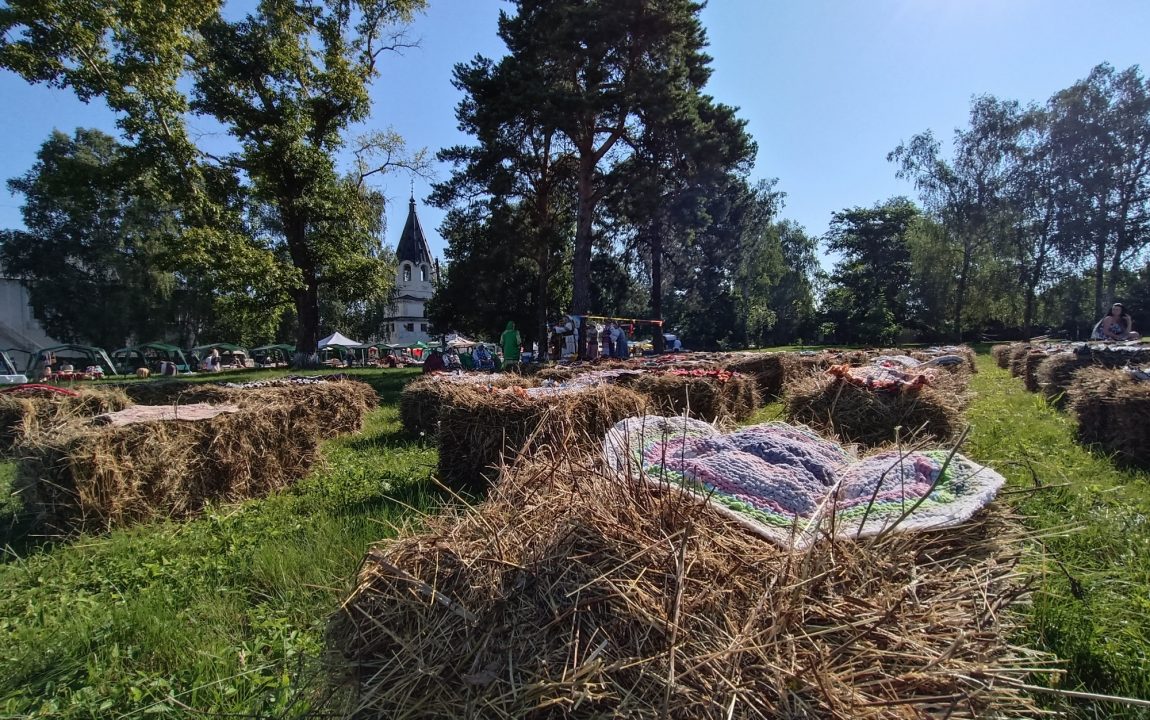 “ТИХВИНСКАЯ ЯРМАРКА” СОБИРАЕТ В РАДИЩЕВО ВСЁ БОЛЬШЕ ЛЮДЕЙ