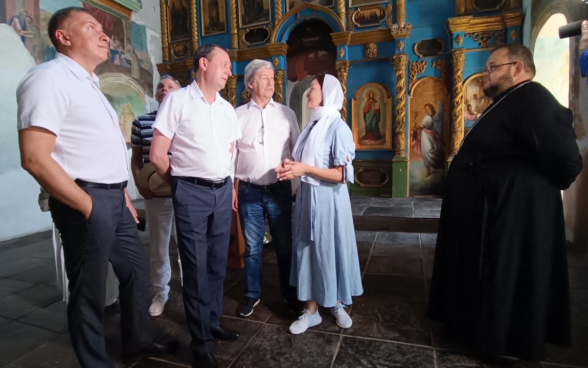 “ТИХВИНСКАЯ ЯРМАРКА” СОБИРАЕТ В РАДИЩЕВО ВСЁ БОЛЬШЕ ЛЮДЕЙ