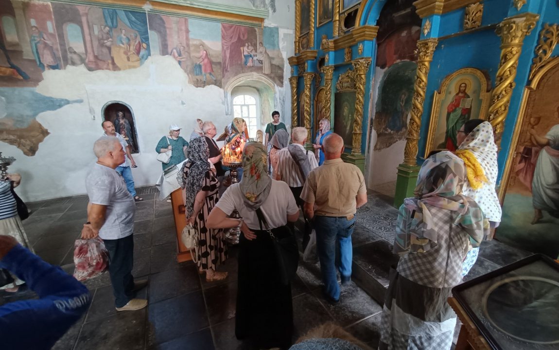 “ТИХВИНСКАЯ ЯРМАРКА” СОБИРАЕТ В РАДИЩЕВО ВСЁ БОЛЬШЕ ЛЮДЕЙ