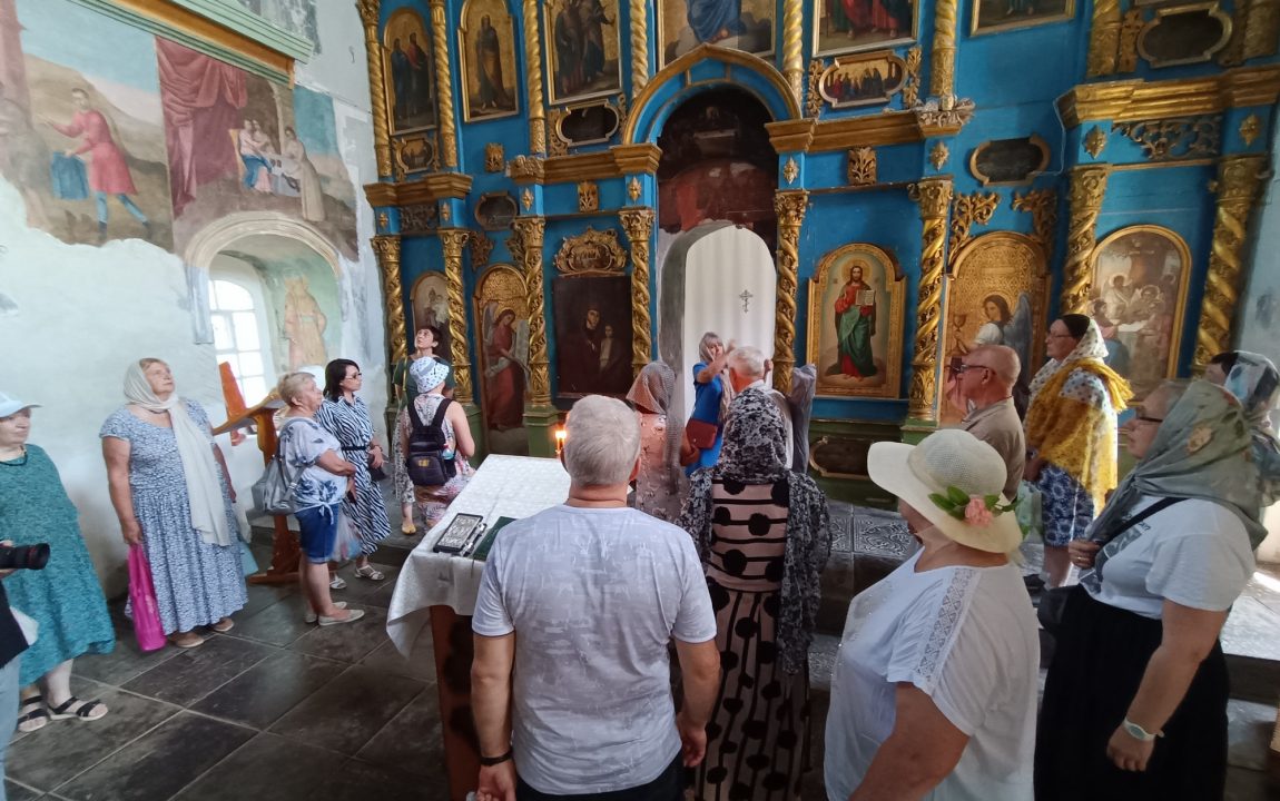 “ТИХВИНСКАЯ ЯРМАРКА” СОБИРАЕТ В РАДИЩЕВО ВСЁ БОЛЬШЕ ЛЮДЕЙ