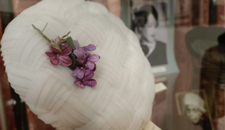 Приглашаем посетить выставку «Всё дело в шляпе…»