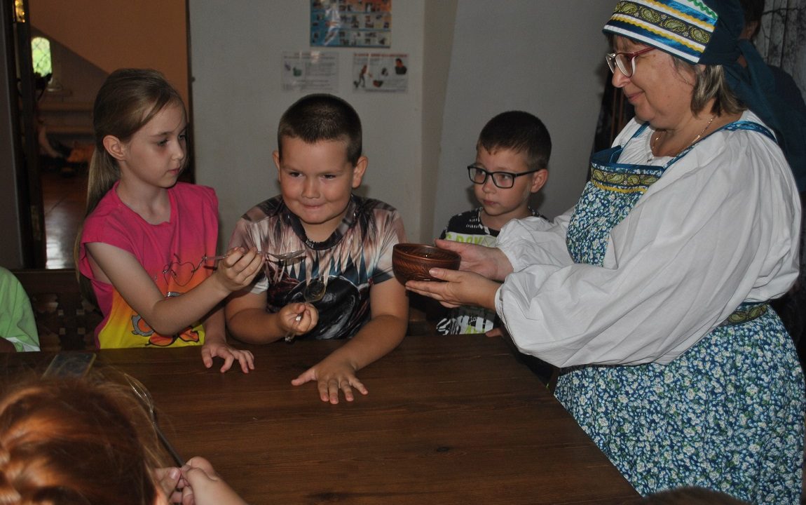 В музее А.Н. Радищева прошел праздник трех спасов | 19.08.2023 | Пенза -  БезФормата