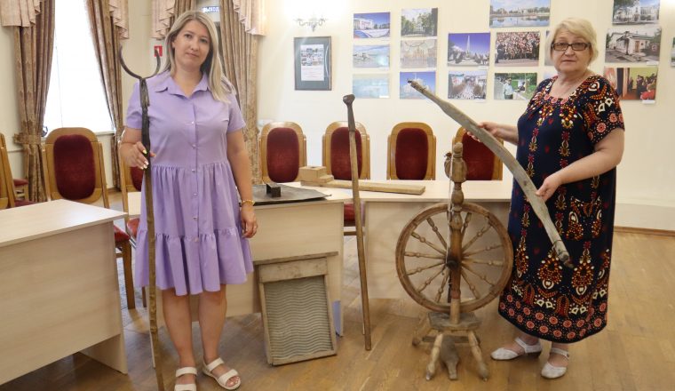 Пензенскому литературному музею передали в дар предметы быта начала XX века