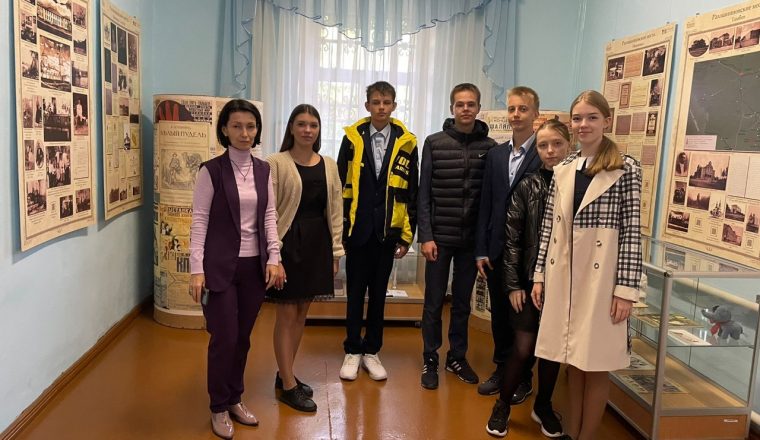 Наровчатские школьники отправились в путешествие по «Рахманиновским местам»