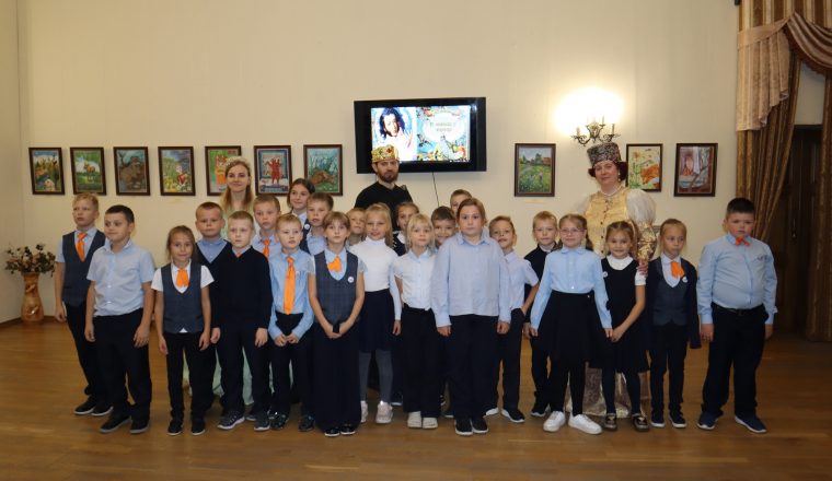 Пензенские школьники заглянули в «ларец сказок» Литературного музея