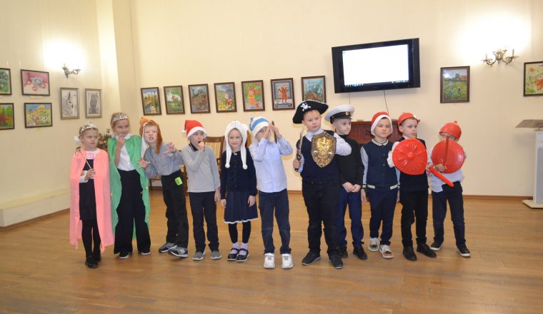 Литературный музей вновь принимает именинников