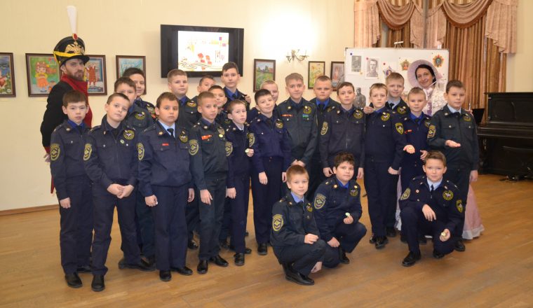 Пензенским кадетам рассказали «О Родине, о мужестве, о славе» в Литературном музее