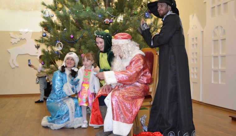 Пензенский социальный центр побывал на «Ёлке в литературном музее»