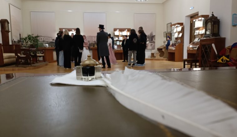 Студентам IT-колледжа рассказали о великих литераторах