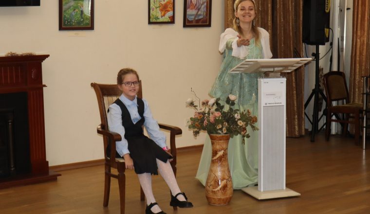 Приглашаем отметить день рождения в Литературном музее