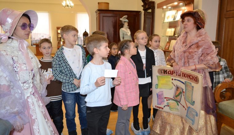 В день рождения И.А. Крылова – в Литературный музей!