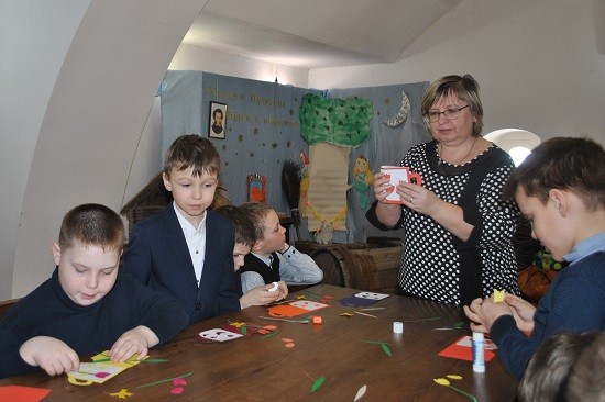 Занятия по совершенствованию творческого мастерства проводят в музее