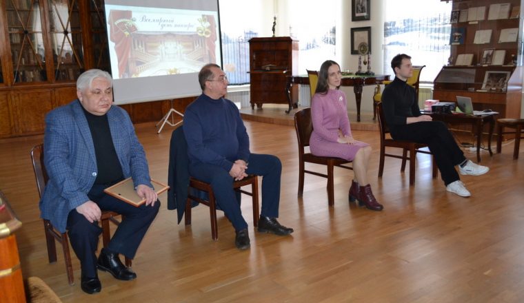 С аншлагом в Литературном музее прошел культурный марафон «День театра»