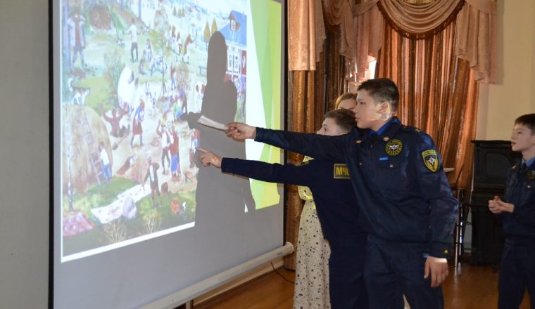 О «великом и могучем» узнали пензенские школьники в Литературном музее