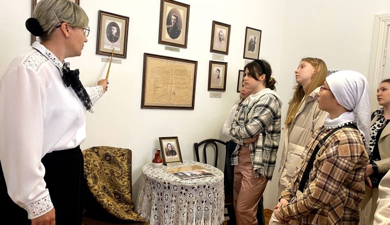 Калейдоскоп заданий позволил гостям музея узнать много нового об Александре Куприне