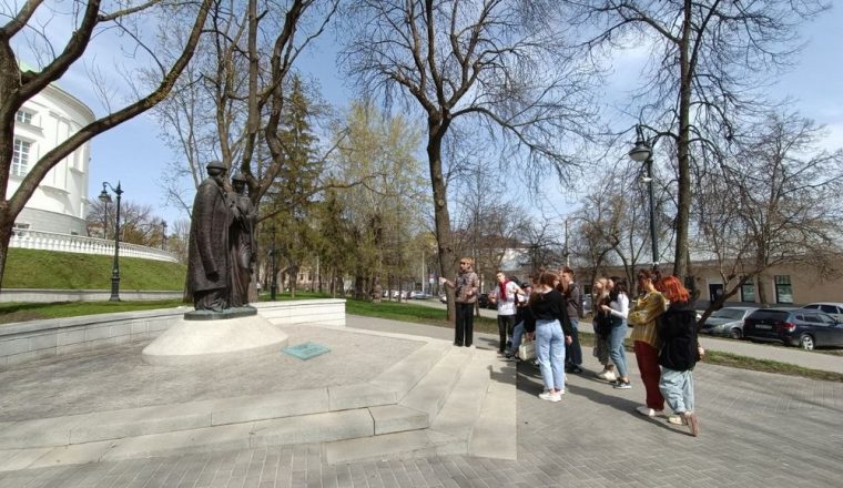 Более 300 юных пензенцев приняли участие в культурно-историческом марафоне к Международному дню памятников и исторических мест