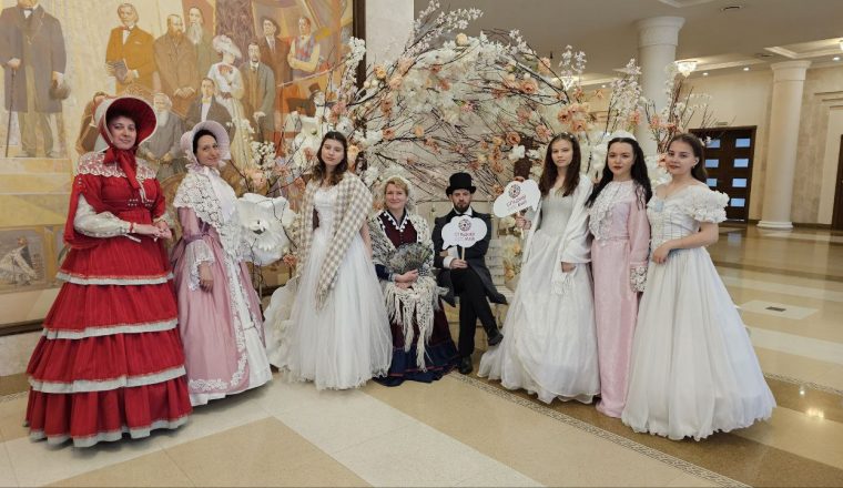 Специалисты Пензенского литературного музея представили свою площадку на «Сладком мае»